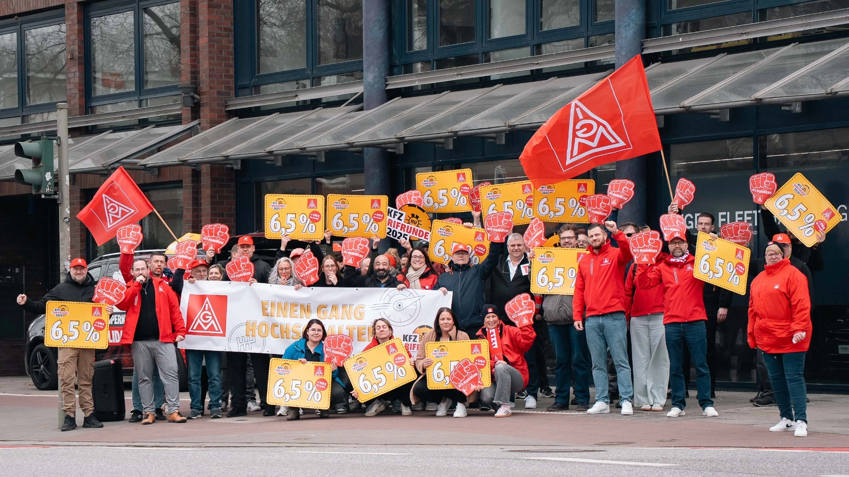 Tarifrunde 2025 KFZ-Auftakt Hamburg