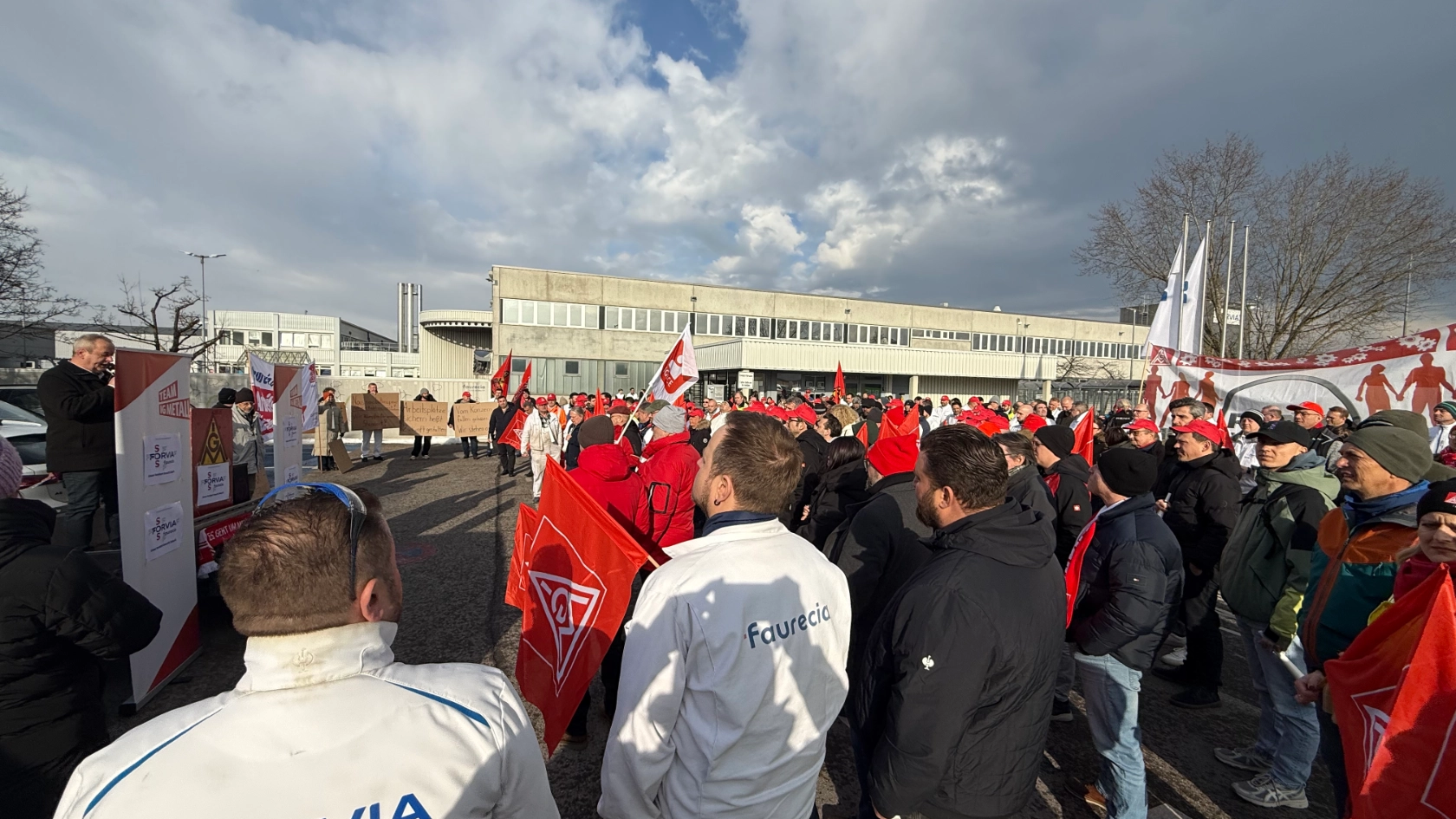 2026-02-03_Faurecia-(19)