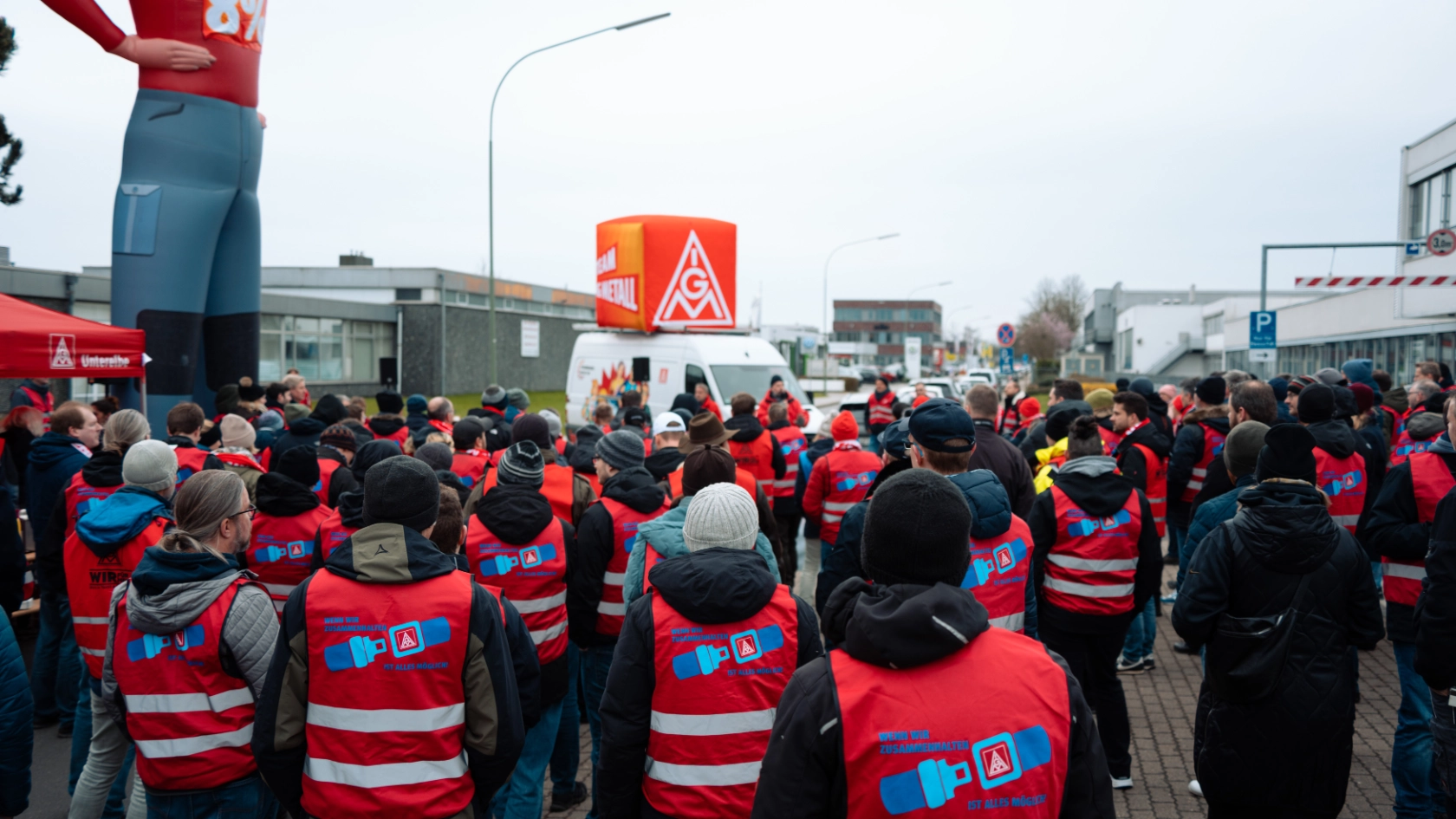 Warnstreik bei Autoliv in Elmshorn