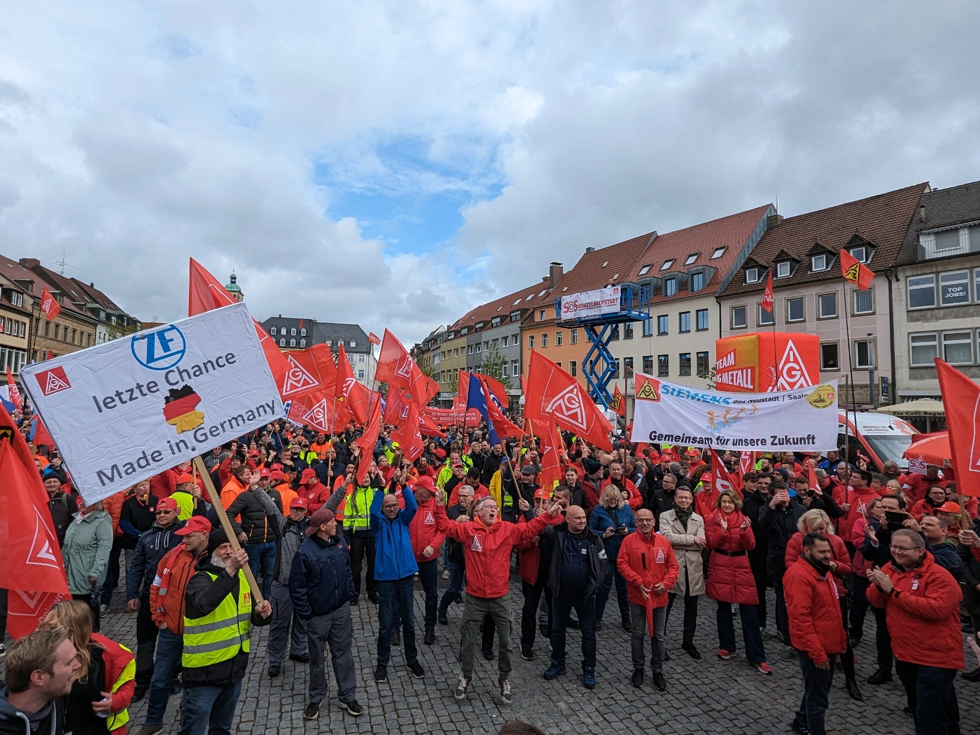 SOS Kugellagerstadt: Aktionstag in Schweinfurt