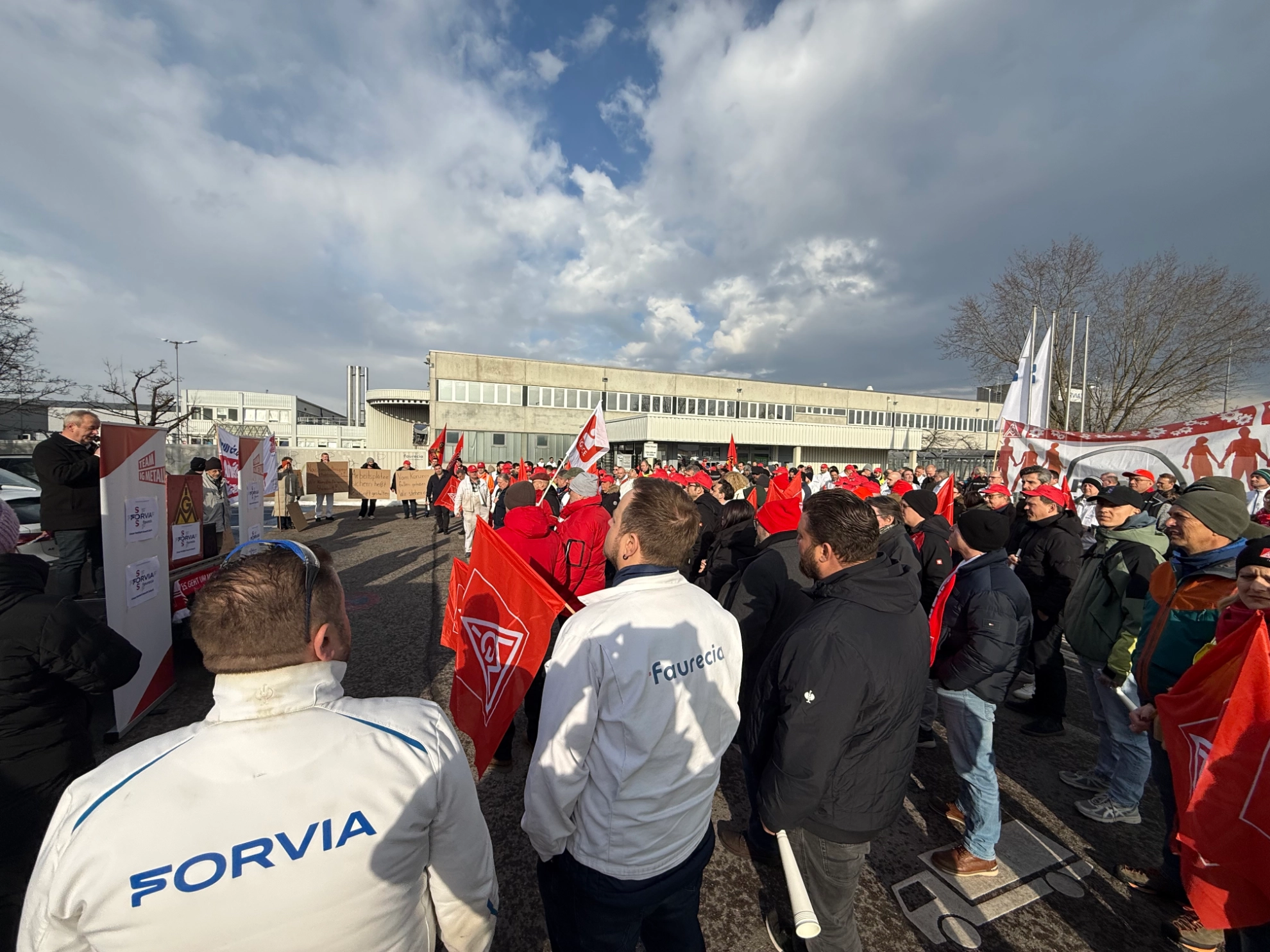 2026-02-03_Faurecia-(19)