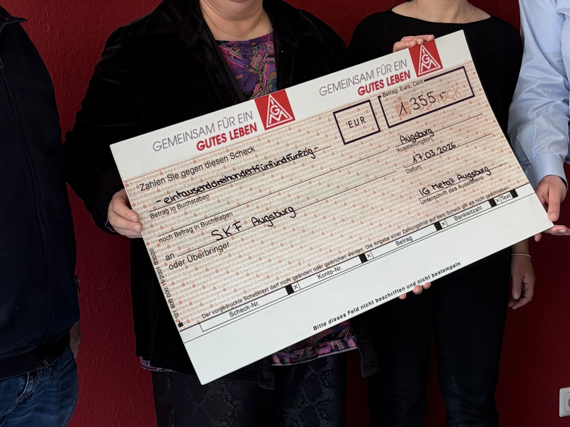 2026-04-07_Spendenuebergabe_SKF_3